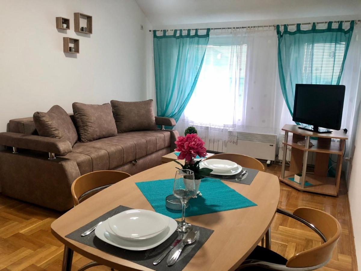 Bellavista Apartmani Стара Пазова Екстер'єр фото