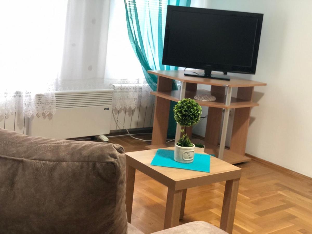 Bellavista Apartmani Стара Пазова Екстер'єр фото