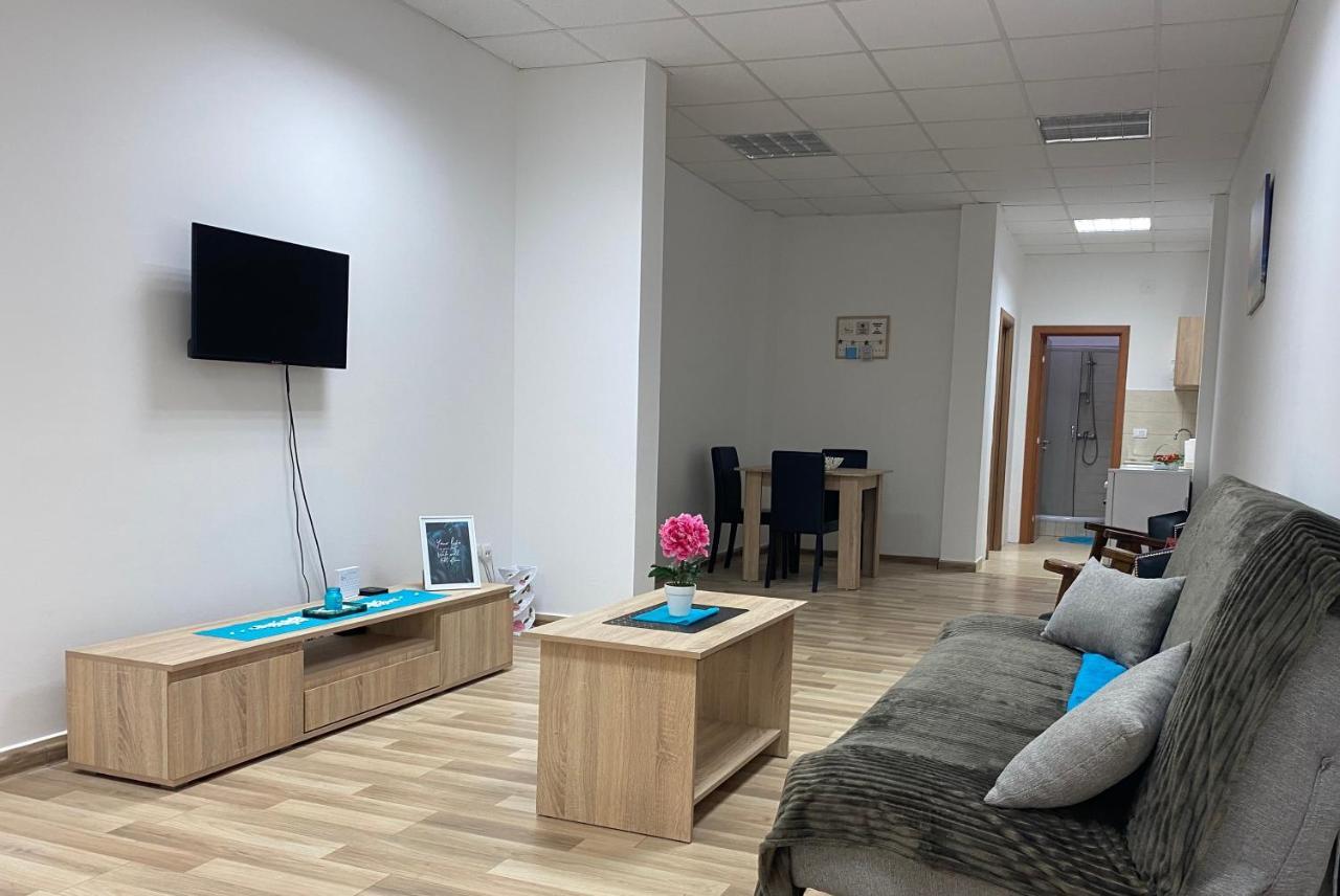 Bellavista Apartmani Стара Пазова Екстер'єр фото